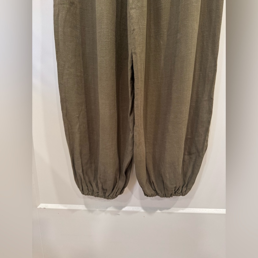 Jumpsuit sleeveless olive green Size Large NWT - Picture 3 of 6